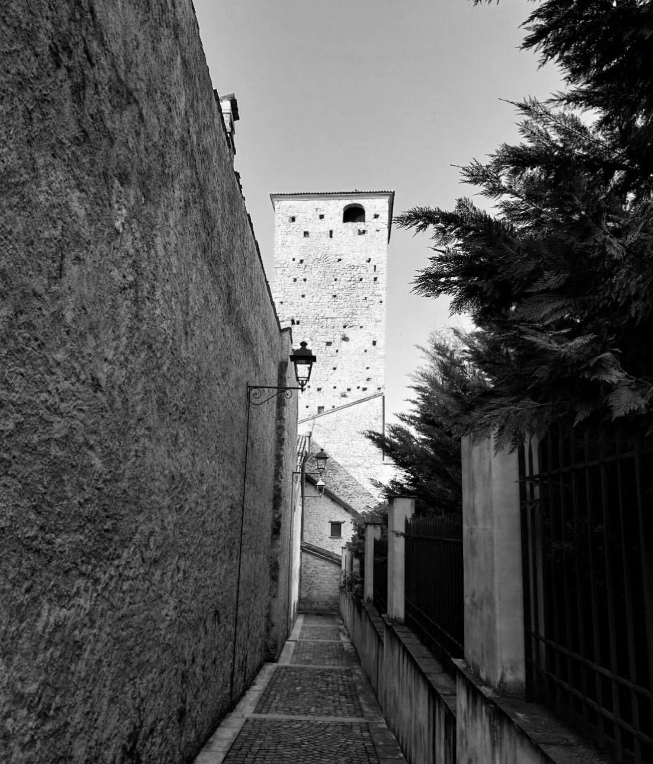 Bed and Breakfast La Quintessenza Del Borgo Varzi Esterno foto